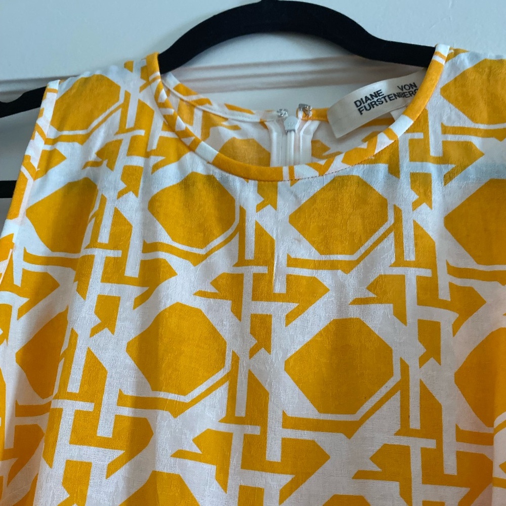 Diane Von Furstenberg Yellow and White Sleeveless Dress - Picture 9 of 9